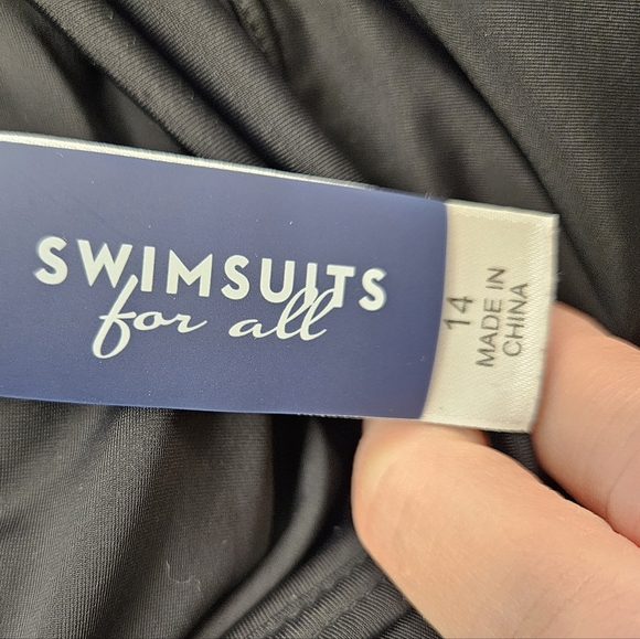 SWIMSUITS FOR ALL Women's Plus Size Skirted Swim Capri Pant - Picture 3 of 6